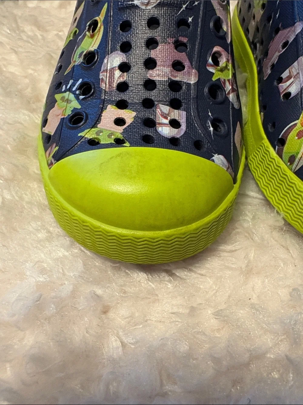 Native Grogu Navy and Lime Green Slip on Shoes C7 Toddler 7